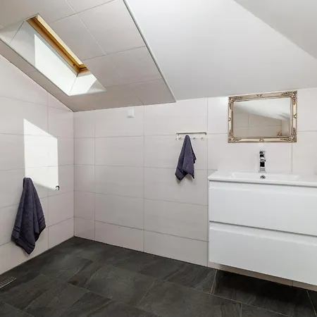 Apartment Katarina *