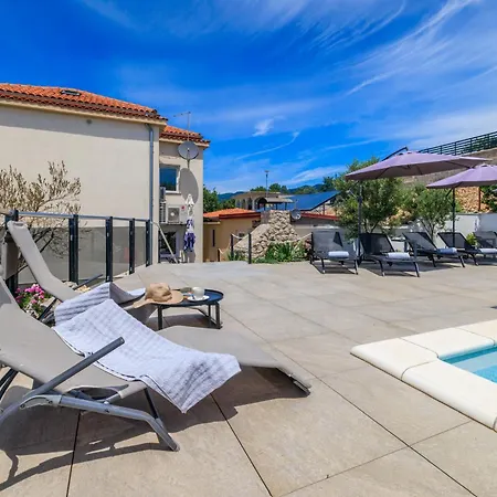 Katarina Apartament *