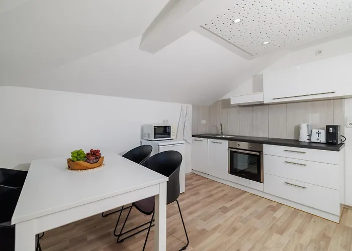 Апартаменты Katarina